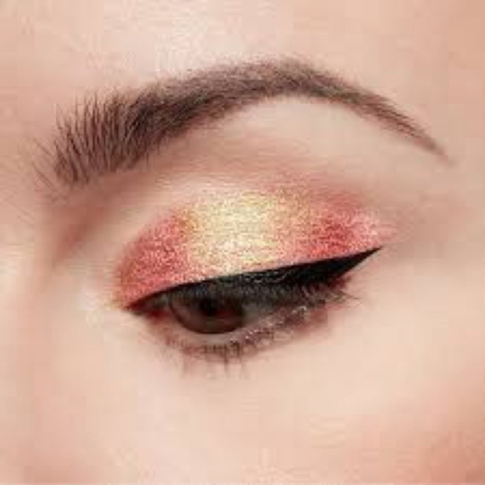 Stila  glittering glow liquid eyeshadow - Picture 2 of 2